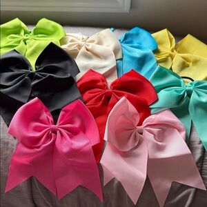 New Colorful Hair Bows Set of 9 with elastics 7” x 6” great colors gross grain